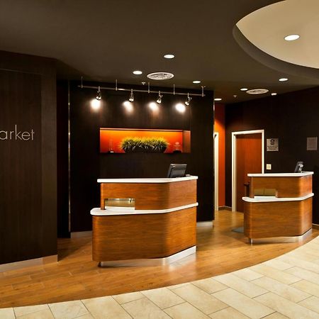哥伦布伊斯顿万怡酒店 外观 照片